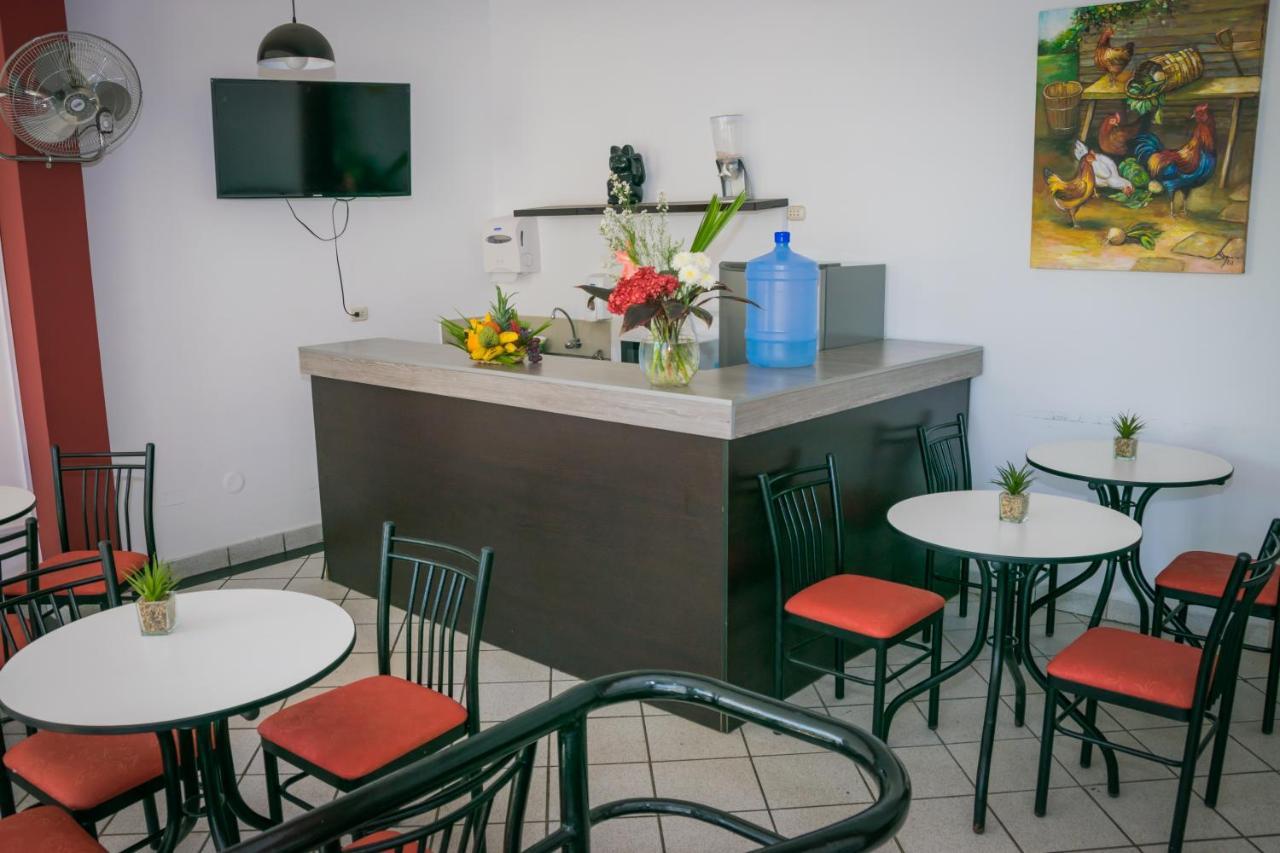 Hostal "Centrika" Tarapoto Dış mekan fotoğraf