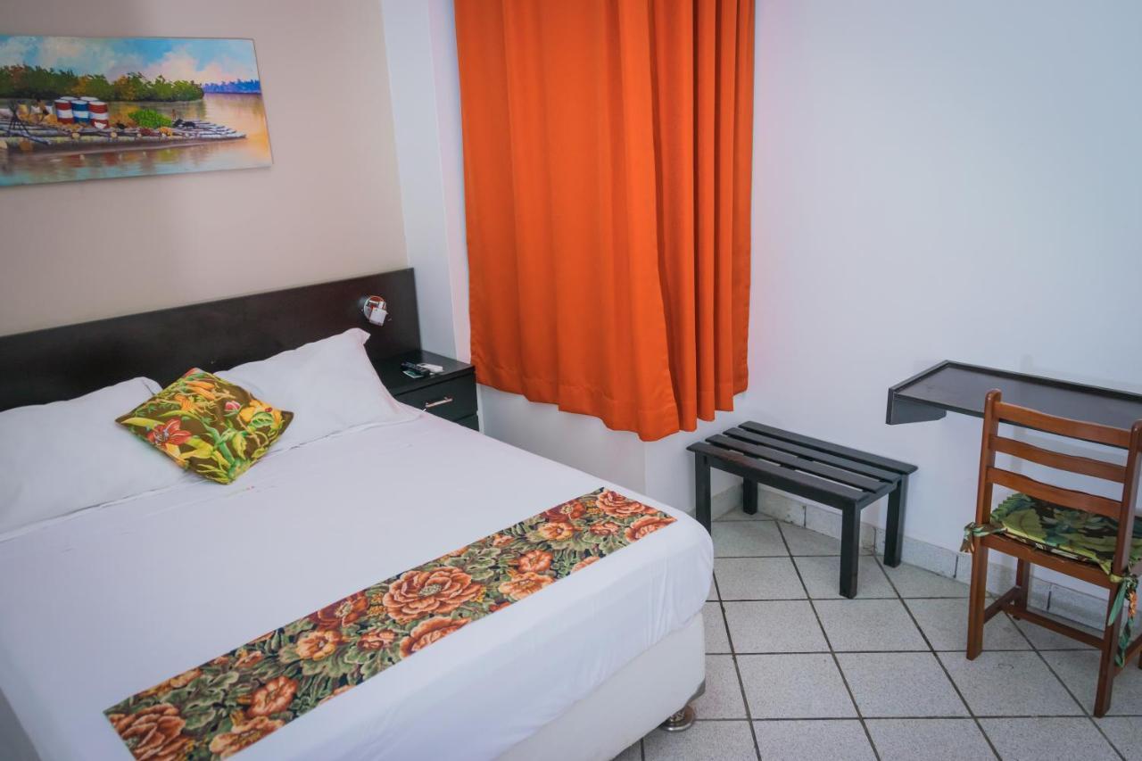 Hostal "Centrika" Tarapoto Dış mekan fotoğraf