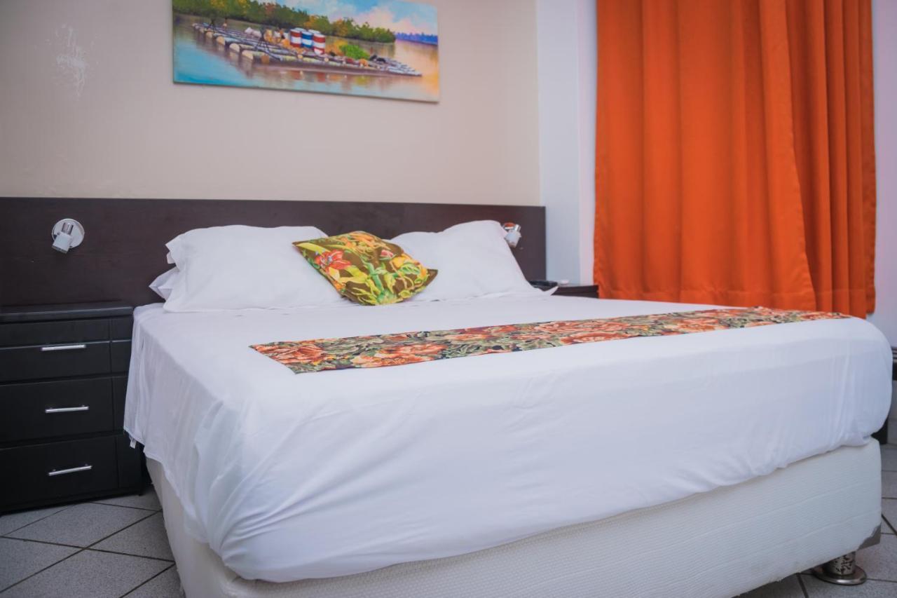 Hostal "Centrika" Tarapoto Dış mekan fotoğraf