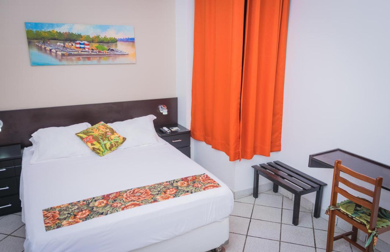 Hostal "Centrika" Tarapoto Dış mekan fotoğraf