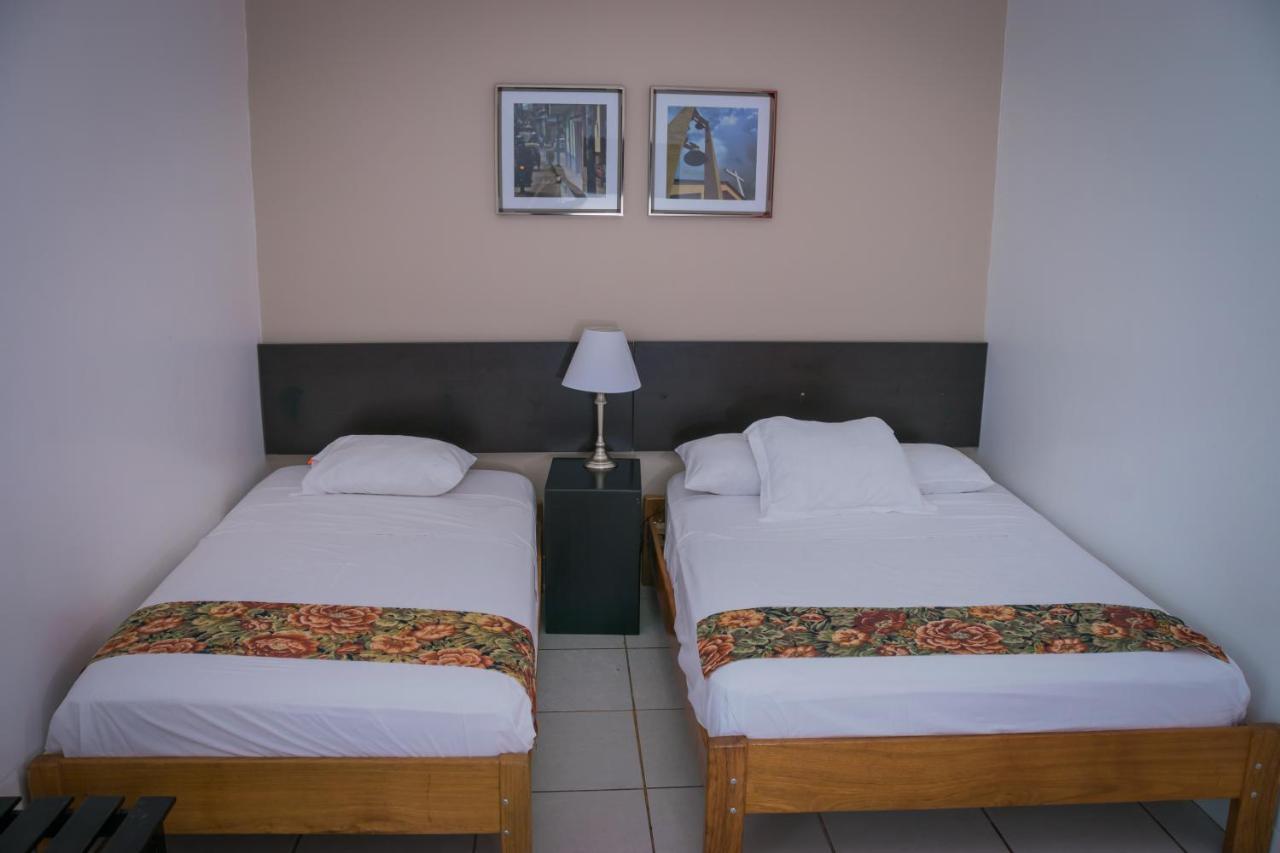 Hostal "Centrika" Tarapoto Dış mekan fotoğraf