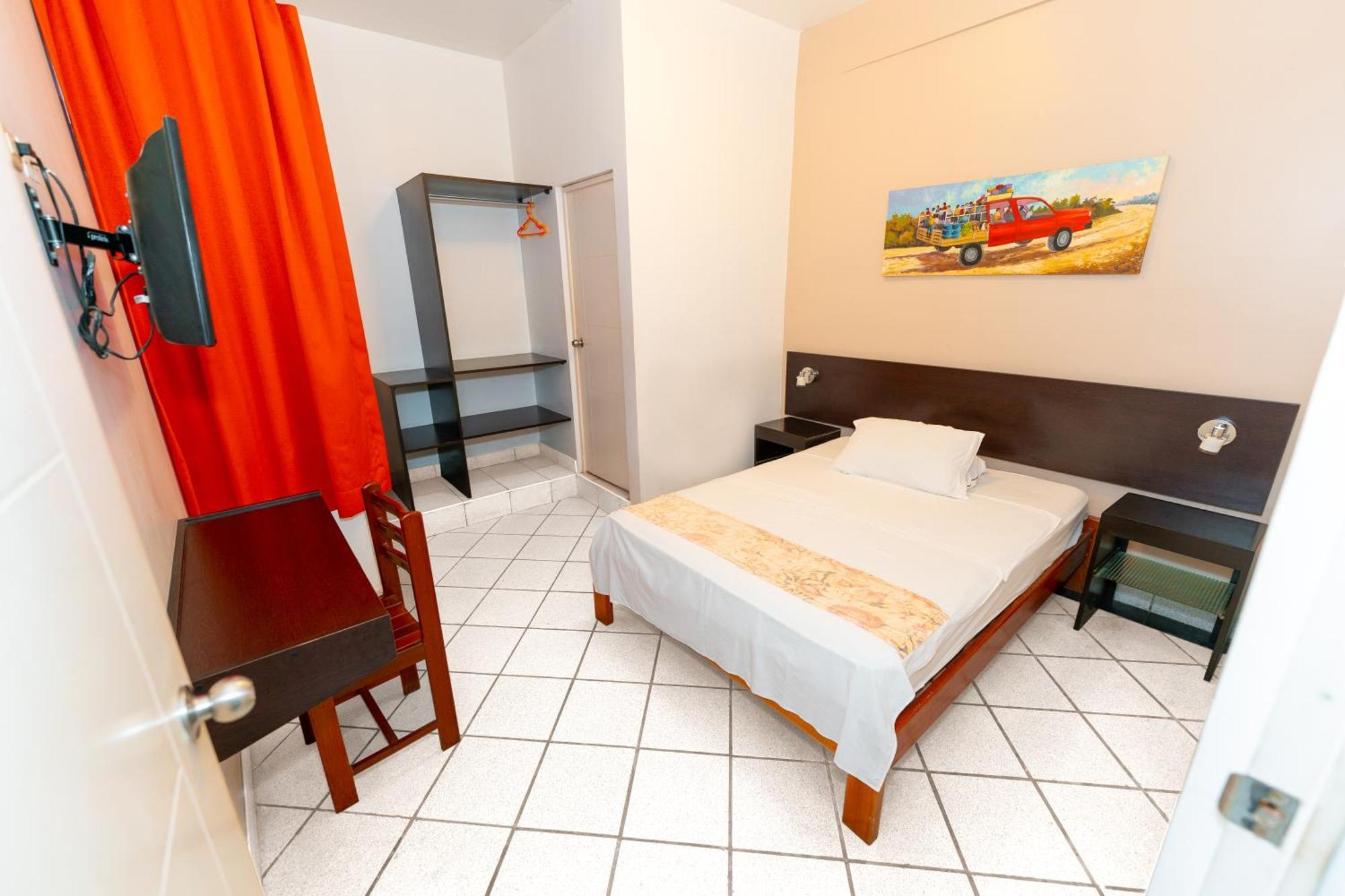Hostal "Centrika" Tarapoto Dış mekan fotoğraf