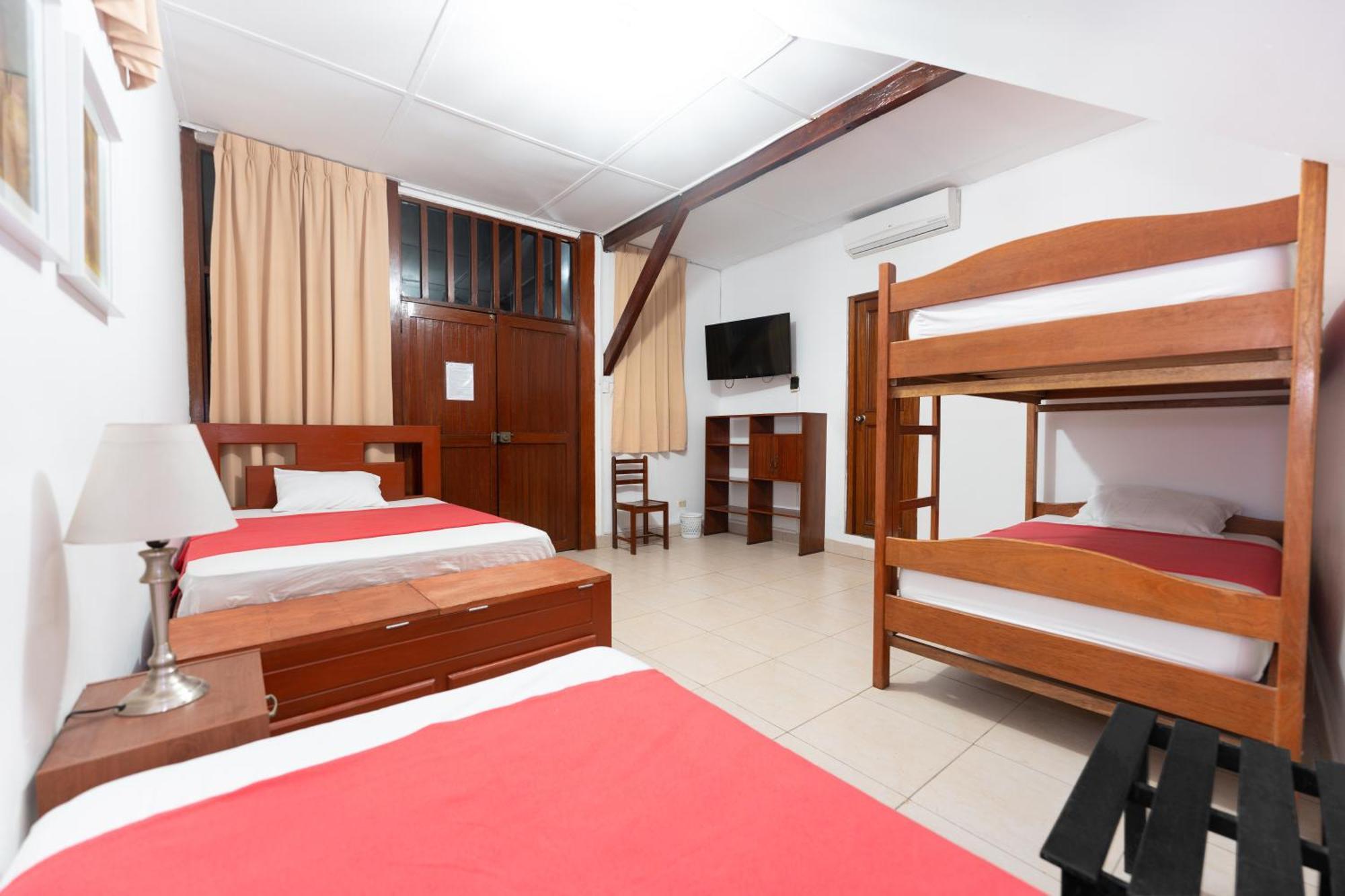 Hostal "Centrika" Tarapoto Dış mekan fotoğraf